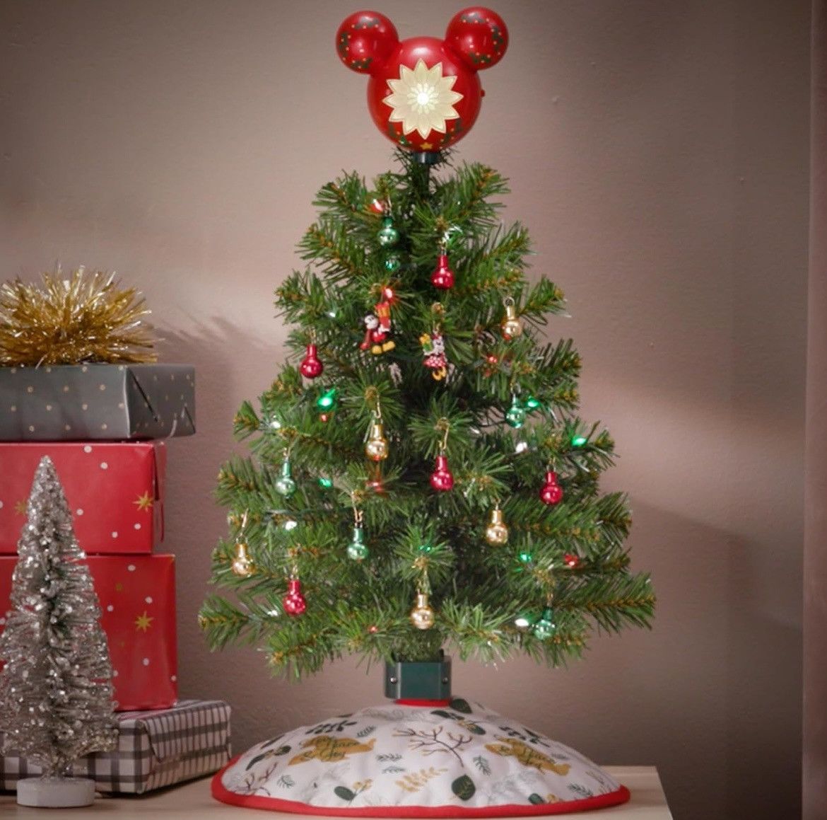 Disney Disney x Hallmark Keepsake 12" Mini Christmas Tree Skirt Size ONE SIZE - 2 Thumbnail