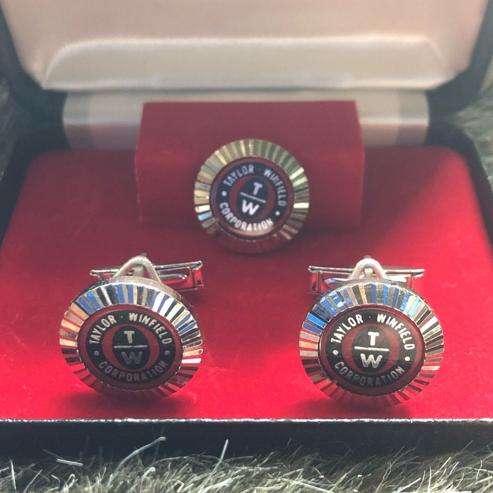 Vintage Vintage Diamond Cut by HIT cuff link tie tac set Size ONE SIZE - 2 Thumbnail