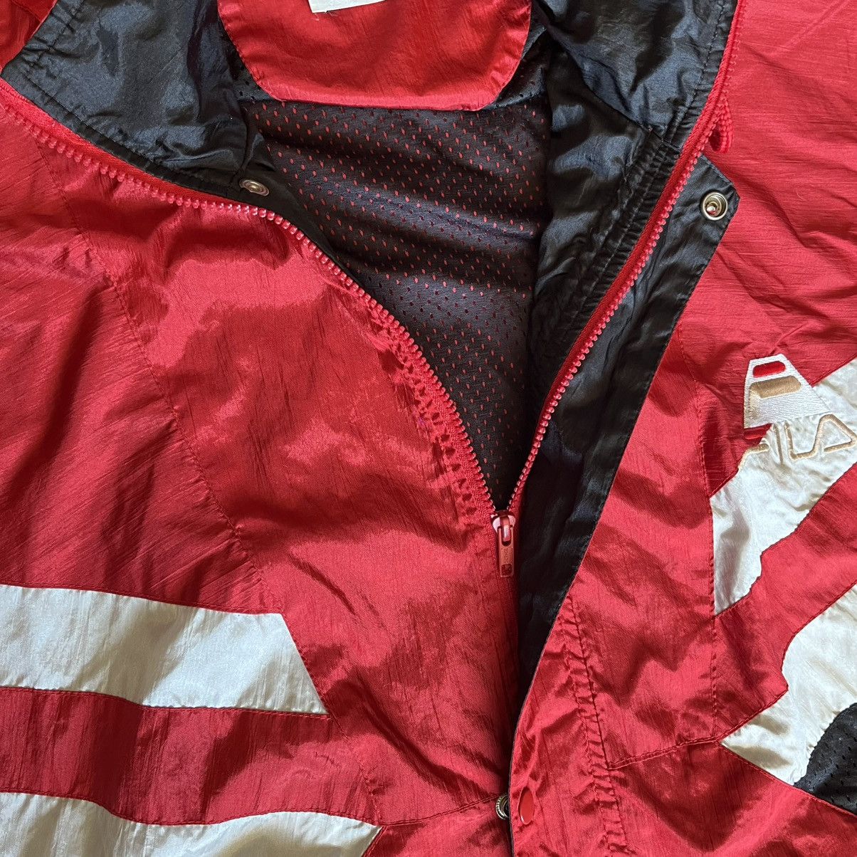 Fila Vintage 1990s Fila Windbreaker Hooded Nylon Short Sleeve Top Size US XL / EU 56 / 4 - 8 Thumbnail
