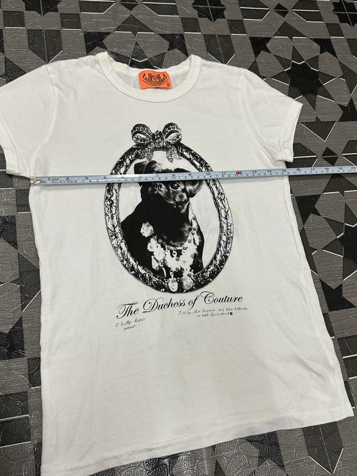 Juicy Couture Vtg Juicy Couture “The Duchess Of Couture” Tee Size S / US 4 / IT 40 - 6 Thumbnail