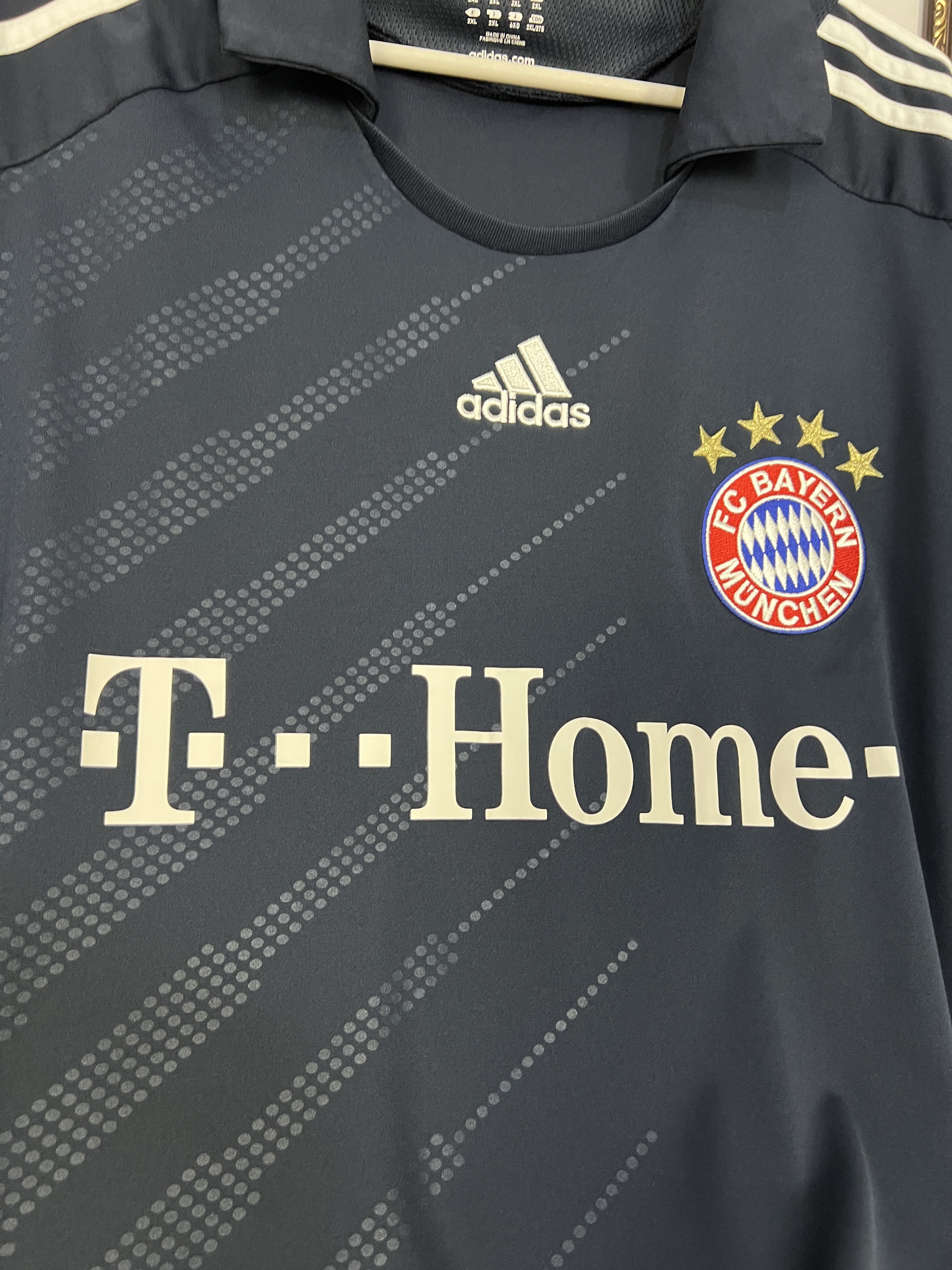 Adidas Bayern Munich Away football shirt 2008 Soccer Adidas Jersey Size US XXL / EU 58 / 5 - 3 Thumbnail