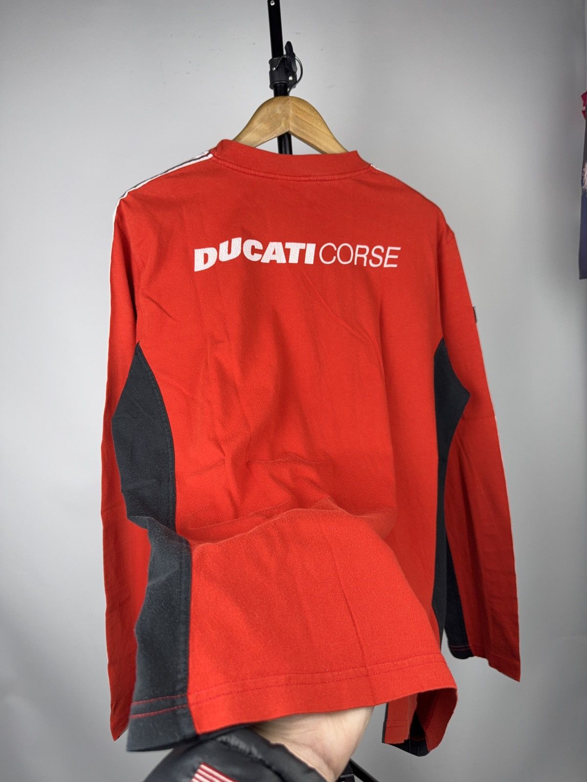 Ducati 00s Italy Racing Ducati Corse Red Longsleeve Racing Tee Y2K Size US M / EU 48-50 / 2 - 15 Thumbnail