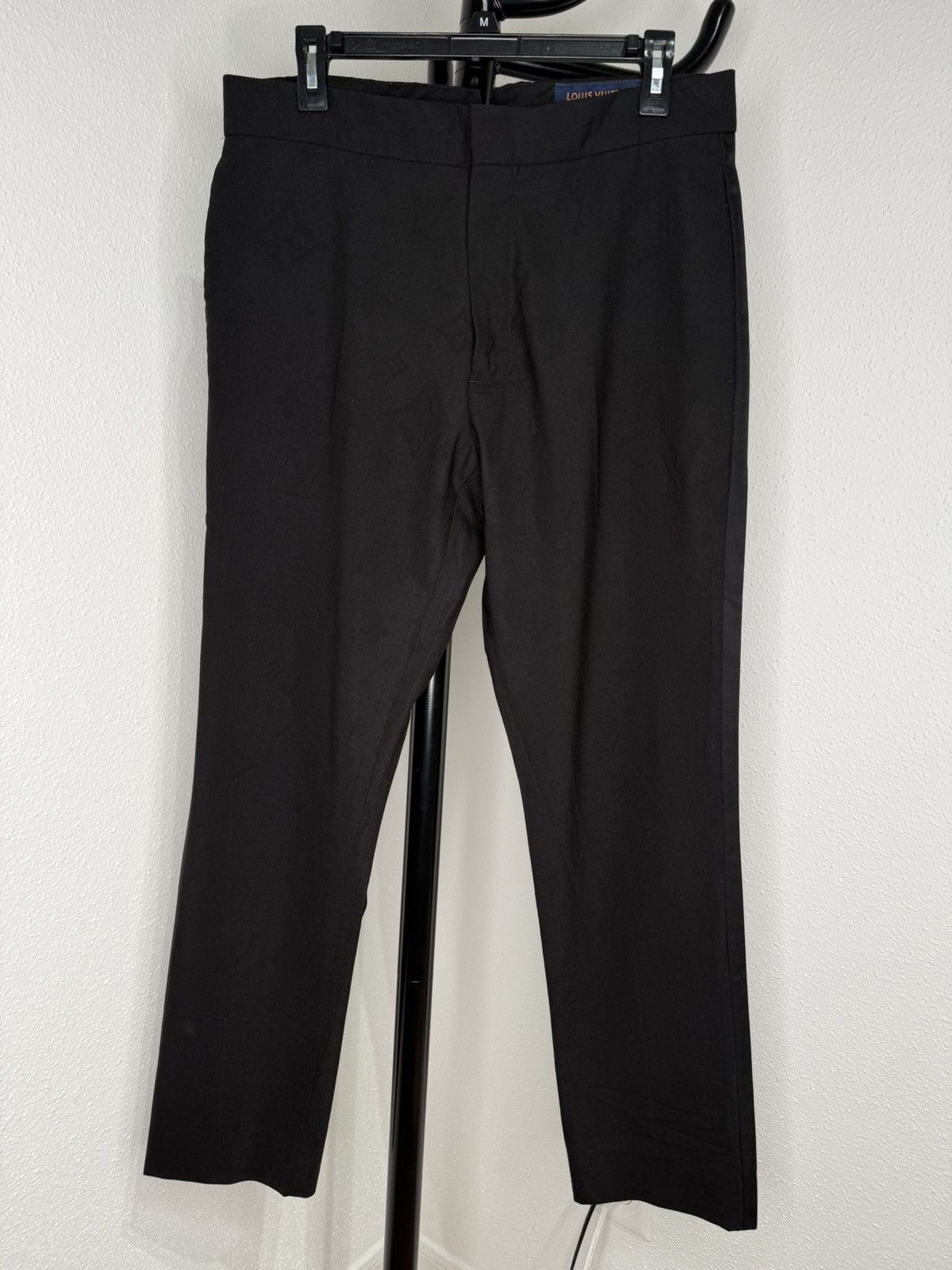 Louis Vuitton Louis Vuitton Monogram Embossed Tailored Pants RM231F Japan Size US 32 / EU 48 - 1 Thumbnail