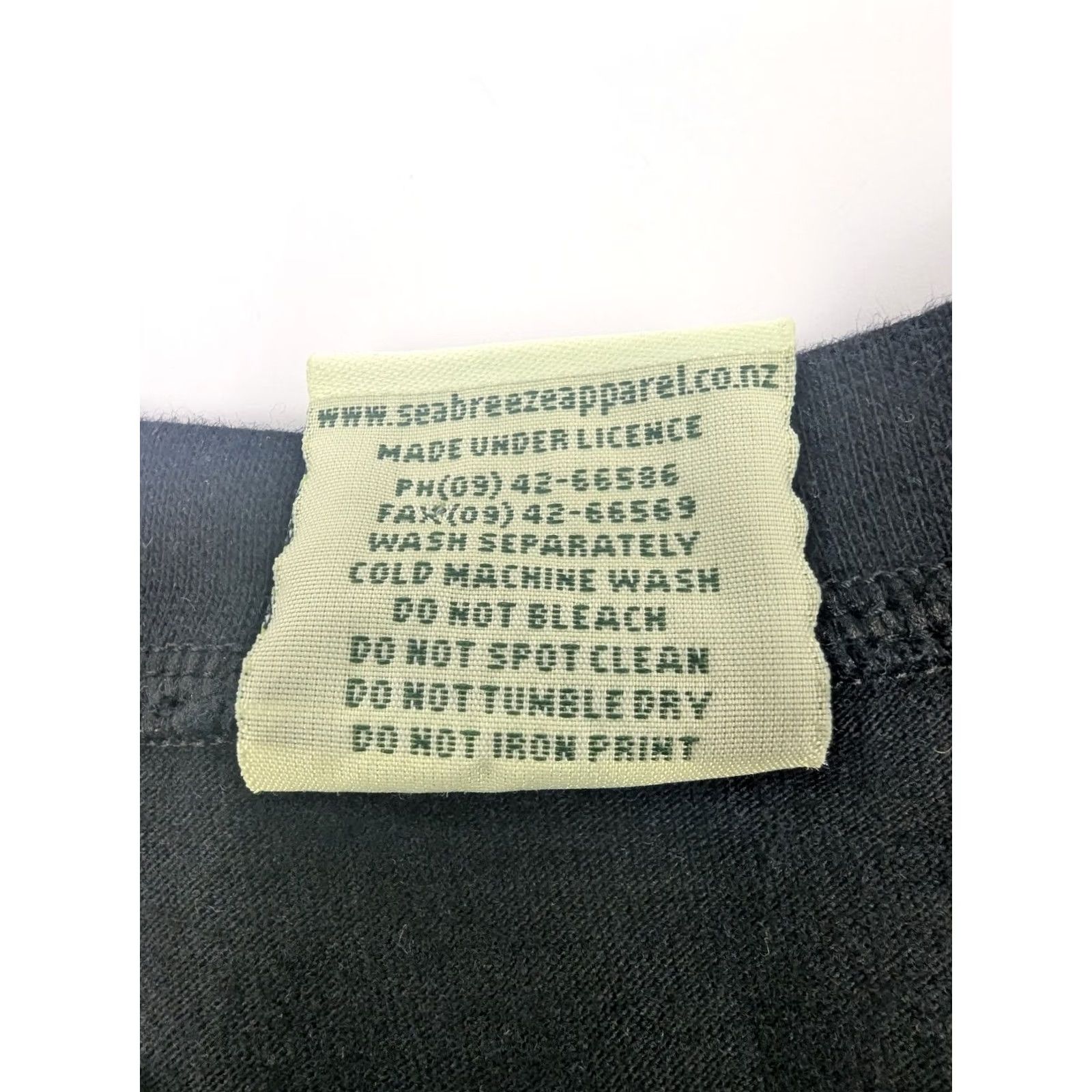 Vintage VINTAGE Clean Green T-Shirt Men 2XL Cotton Black Short Sleeve Crew Neck Embroidered Aotearoa New Zealand Tribal Single Stitch Size US XXL / EU 58 / 5 - 7 Thumbnail