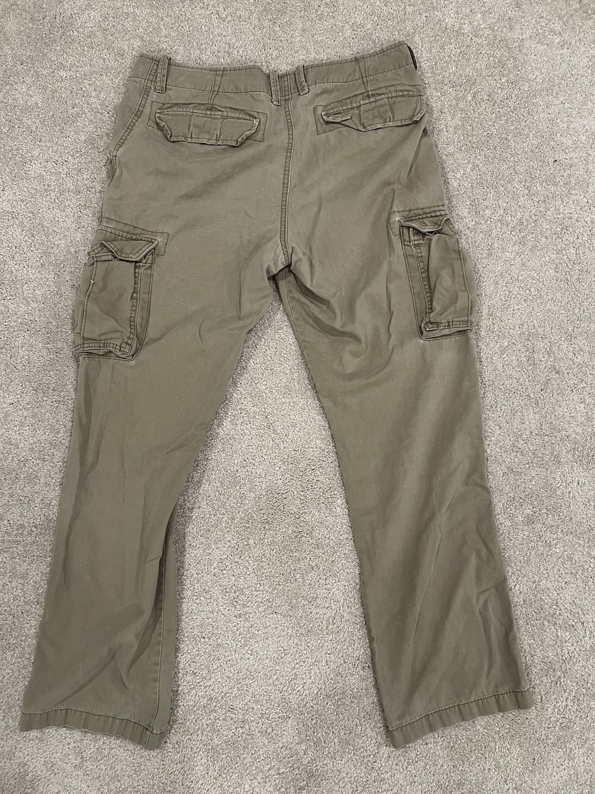 Old Navy Cargo pants Size US 34 / EU 50 - 2 Thumbnail