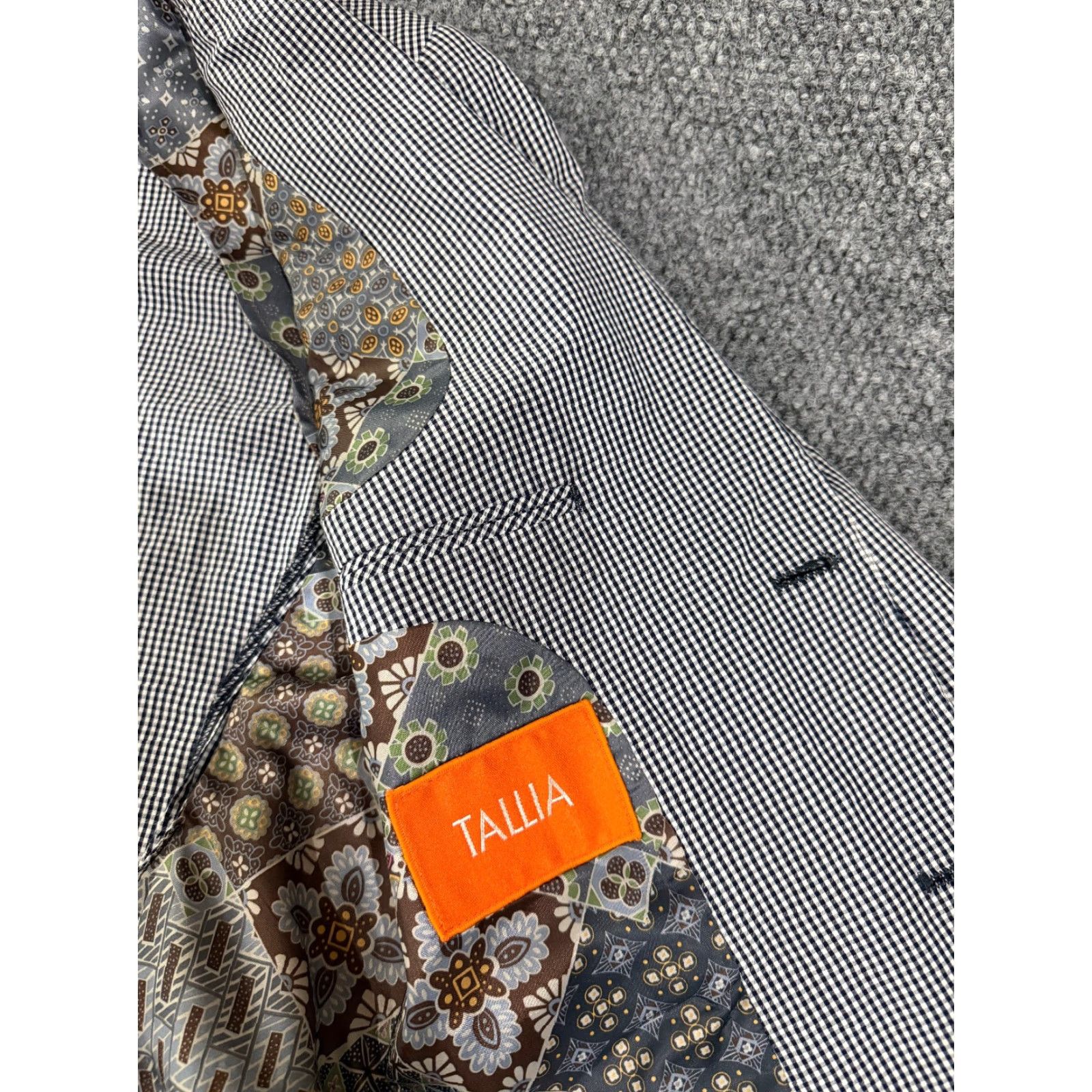 Tallia Tallia Sport Coat Mens 40R Gray Check Blazer Two Button Casual Dress Jacket Regular Fit Wool Polyester Size 40R - 7 Thumbnail