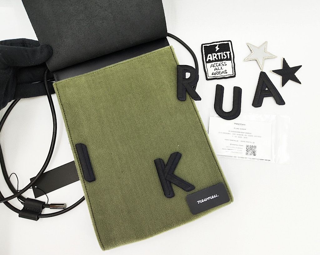 Japanese Brand NEWNEU sling bag JAPAN brand army green based with patches Size ONE SIZE - 4 Thumbnail