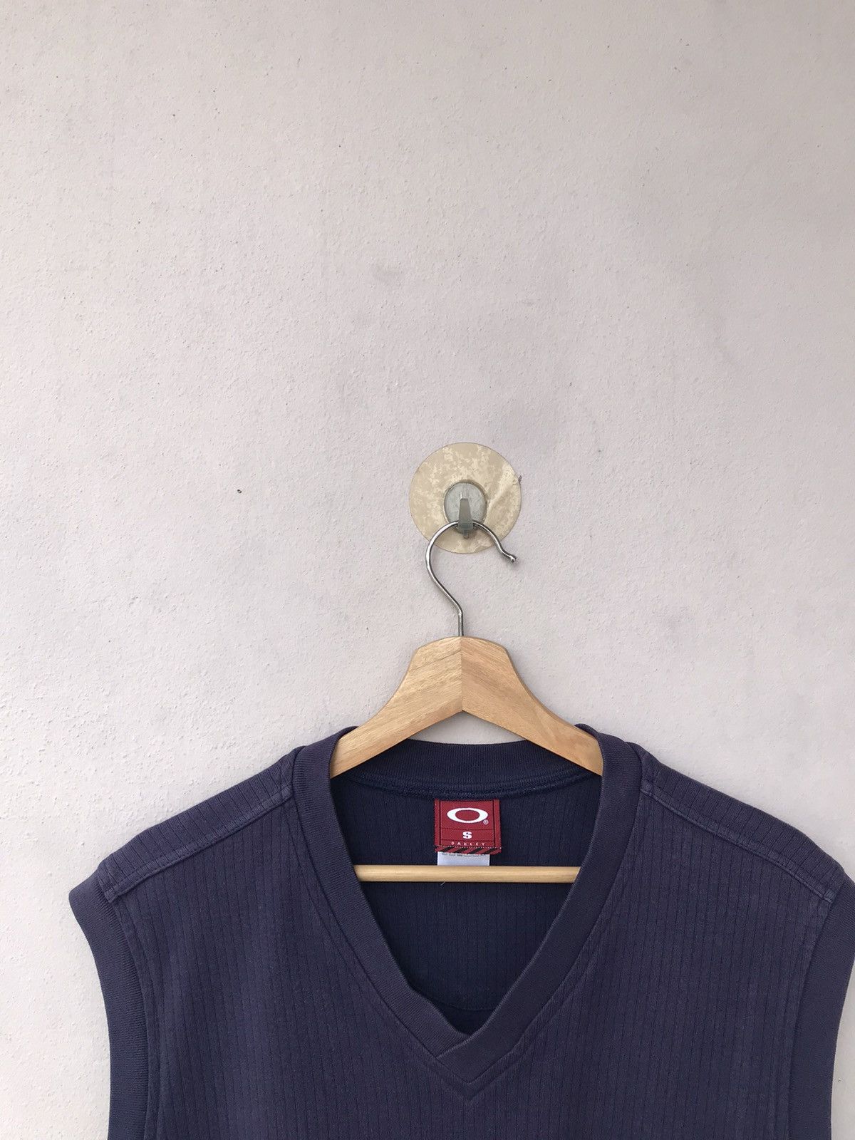 Oakley Vintage Oakley Knitted Vest Size US S / EU 44-46 / 1 - 2 Thumbnail