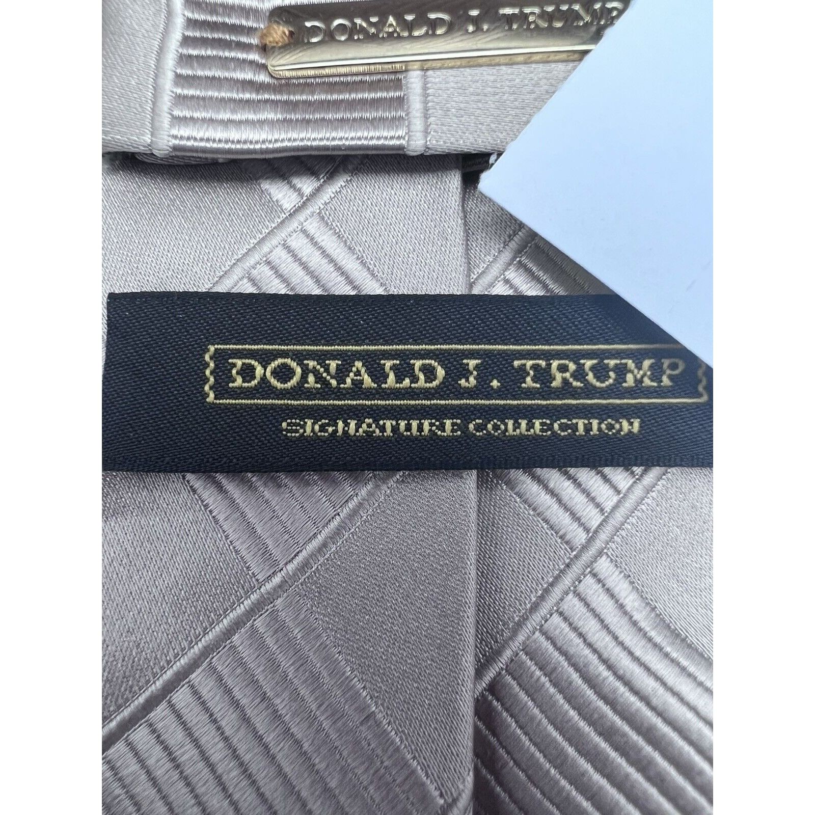 Donald Trump donald trump Cream Silk Beautiful Tie 60.5” Size ONE SIZE - 4 Thumbnail