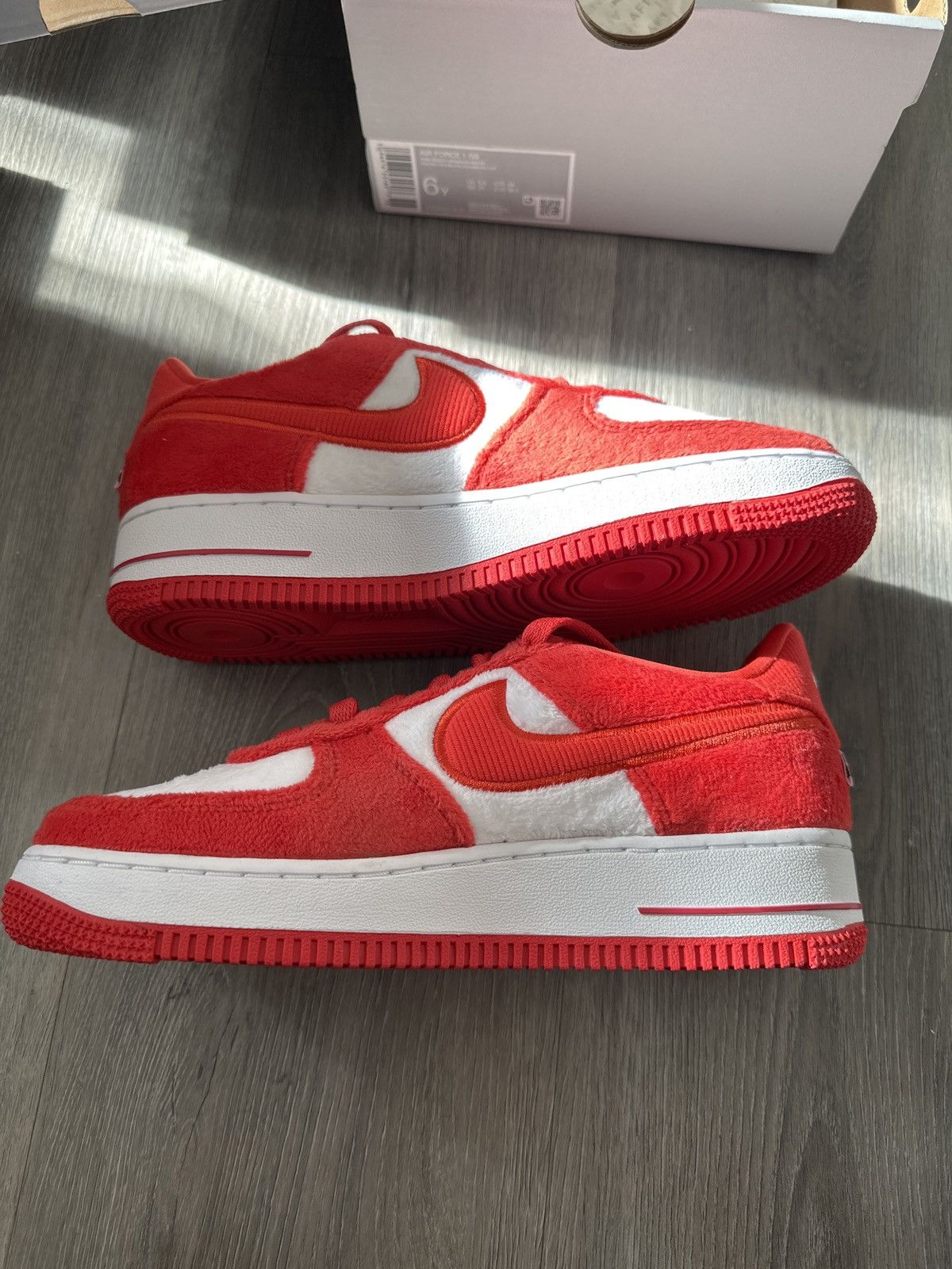 Nike Air Force gs valentine 6y Size US 6 / EU 39 - 7 Thumbnail