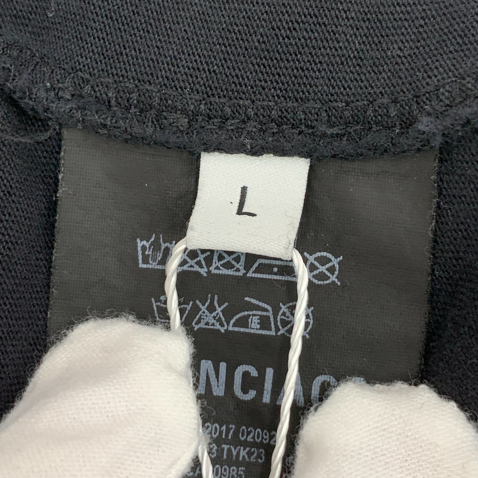 Balenciaga Balenciaga Black Logo Printed Cotton Round-Neck Short-Sleeve Size US L / EU 52-54 / 3 - 5 Thumbnail