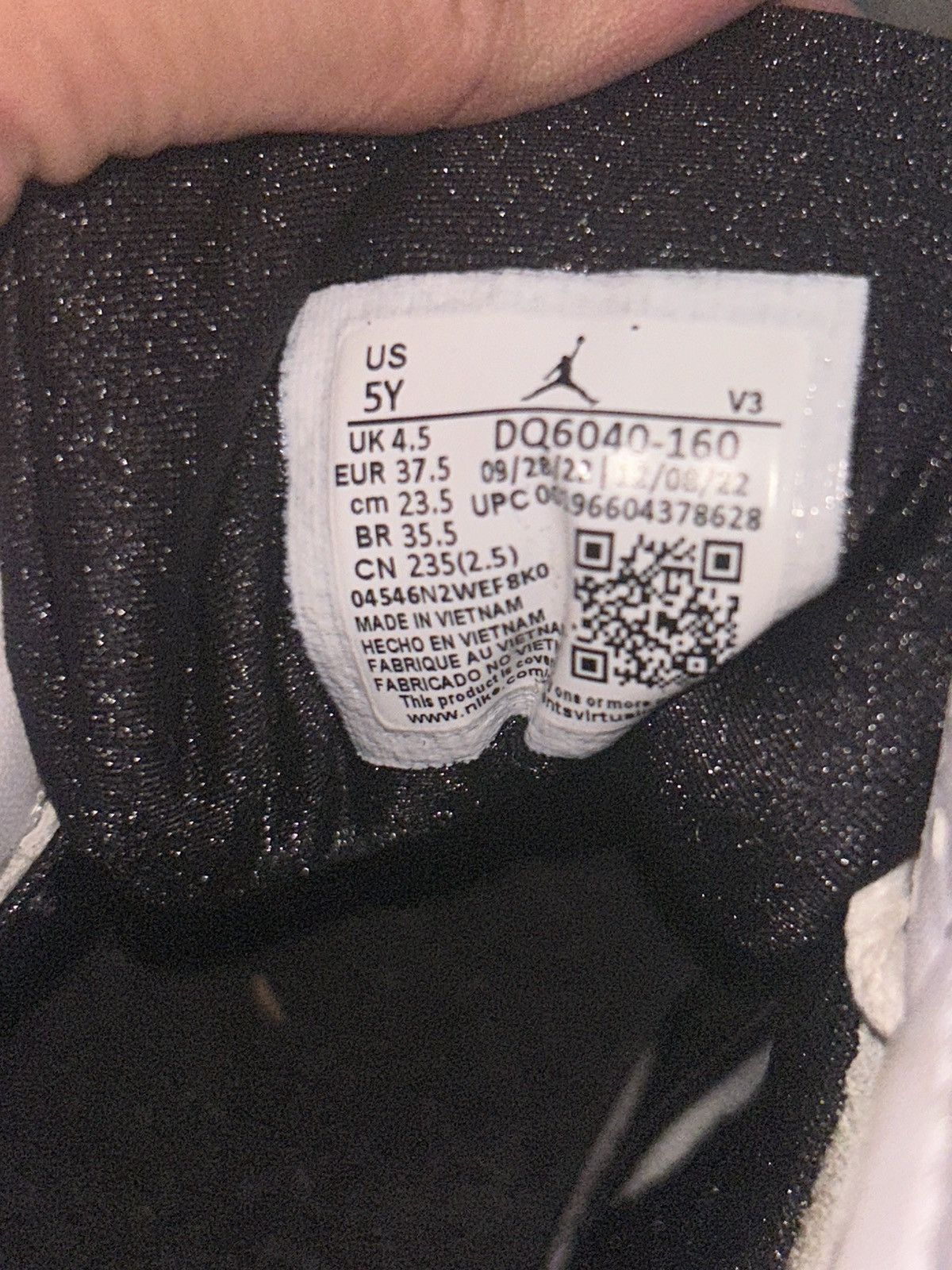 Jordan Brand × Nike Jordan 7 infrared Size US 5 / EU 37 - 6 Thumbnail