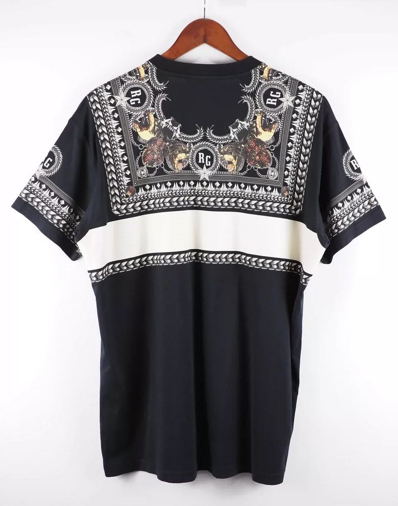 Givenchy Givenchy 11FW black skirt dog short sleeve 2506-Nextarrow Size US S / EU 44-46 / 1 - 5 Thumbnail