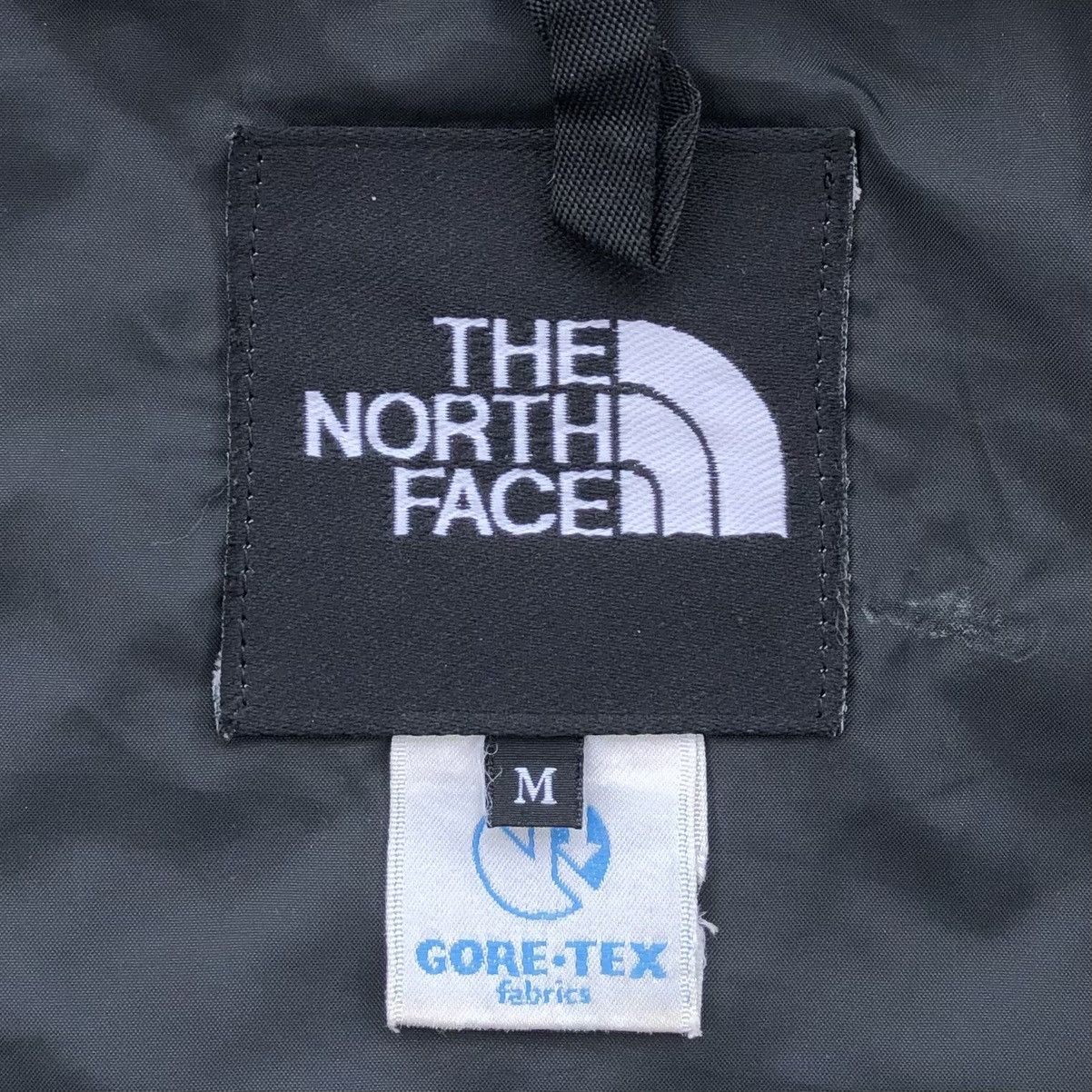 The North Face Vintage The North Face GORE-TEX Mountain Parka Shell Jacket Size US M / EU 48-50 / 2 - 19 Thumbnail