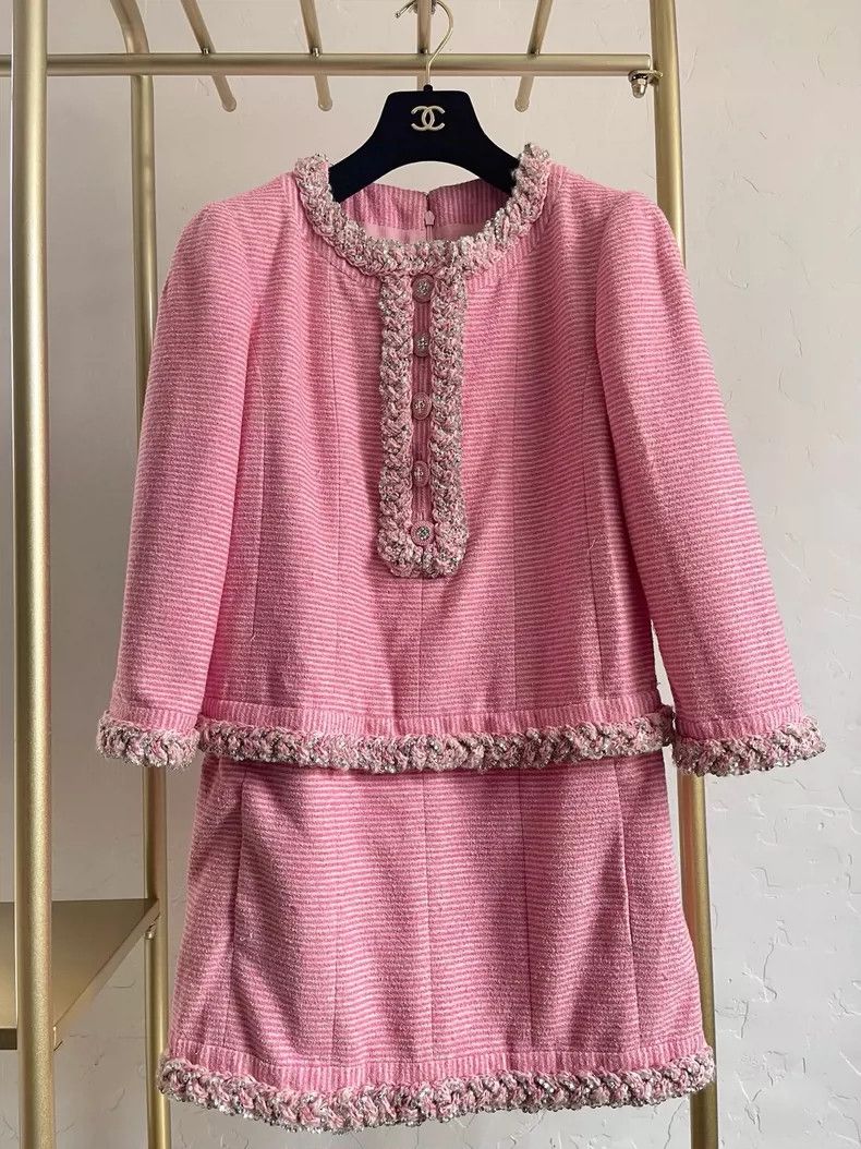 Chanel 2023 Cruise Pink Embroidered Dress - dmc