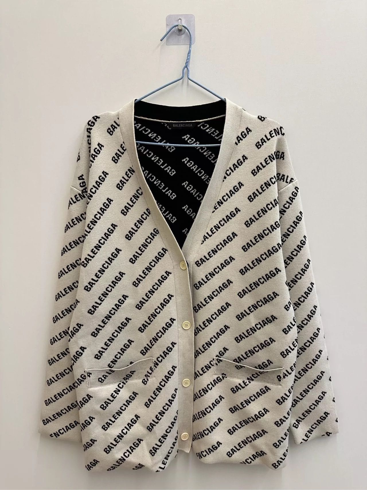 Balenciaga Balenciaga Full Logo Knitted Cardigan Size US L / EU 52-54 / 3 - 1 Thumbnail