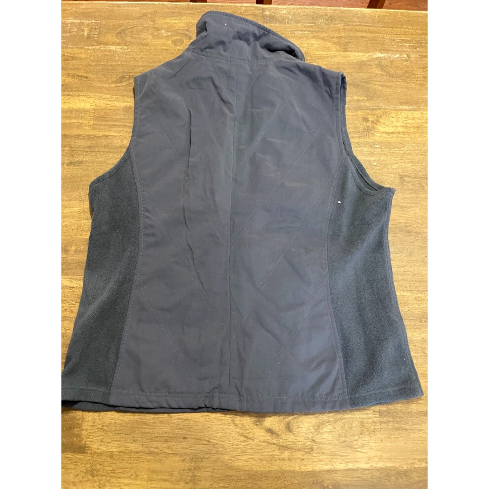 Vintage Columbia Vest Women's Size Large Gray Zip Up Sleeveless Jacket Size L / US 10 / IT 46 - 2 Thumbnail