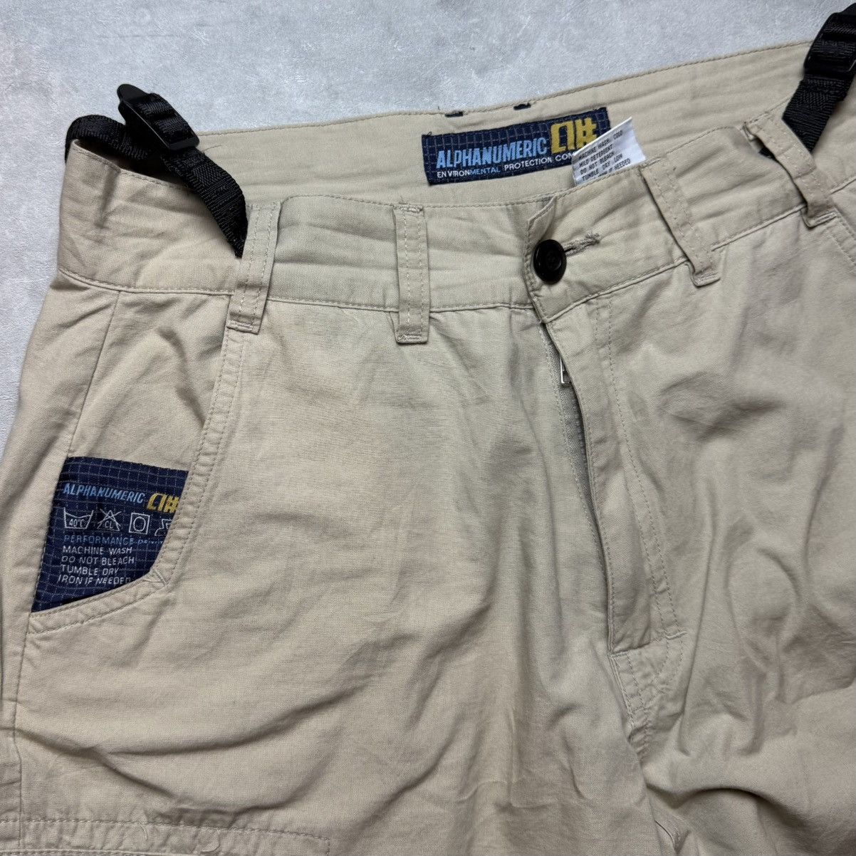 Alphanumeric Vintage Alphanumeric Skates Shorts Size US 34 / EU 50 - 5 Thumbnail
