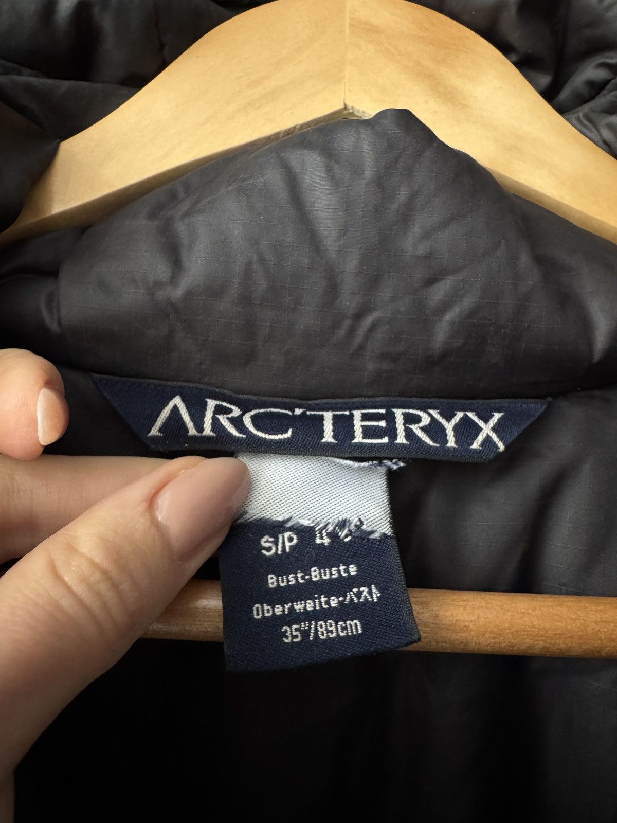 Arc'teryx Arcteryx Fission SV Black Insulated Gore Tex Primaloft Size S / US 4 / IT 40 - 2 Thumbnail