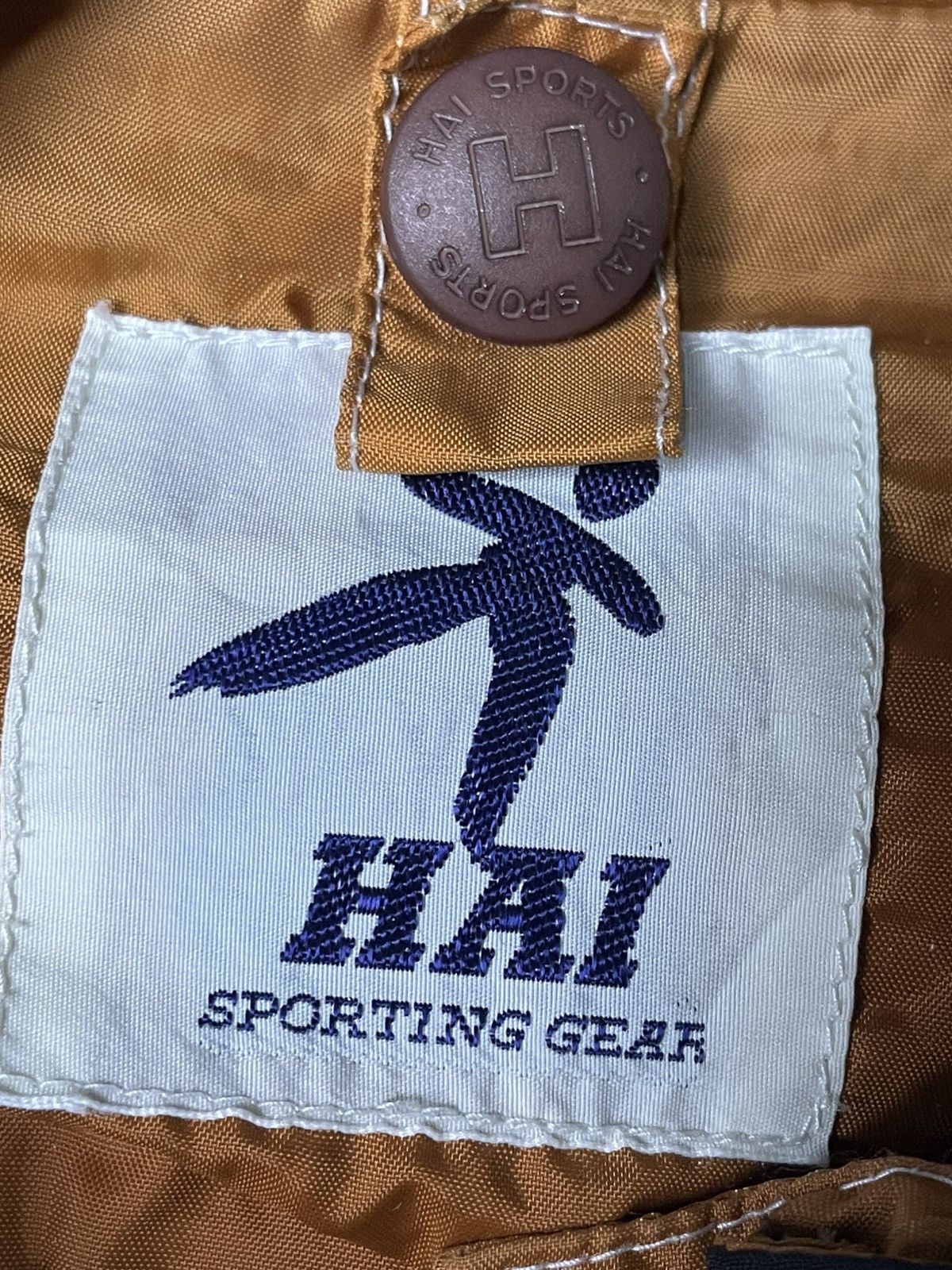 Hai Sporting Gear × Japanese Brand × Vintage HAI SPORTING GEAR Distressed Raincoat (101) Size US M / EU 48-50 / 2 - 8 Thumbnail