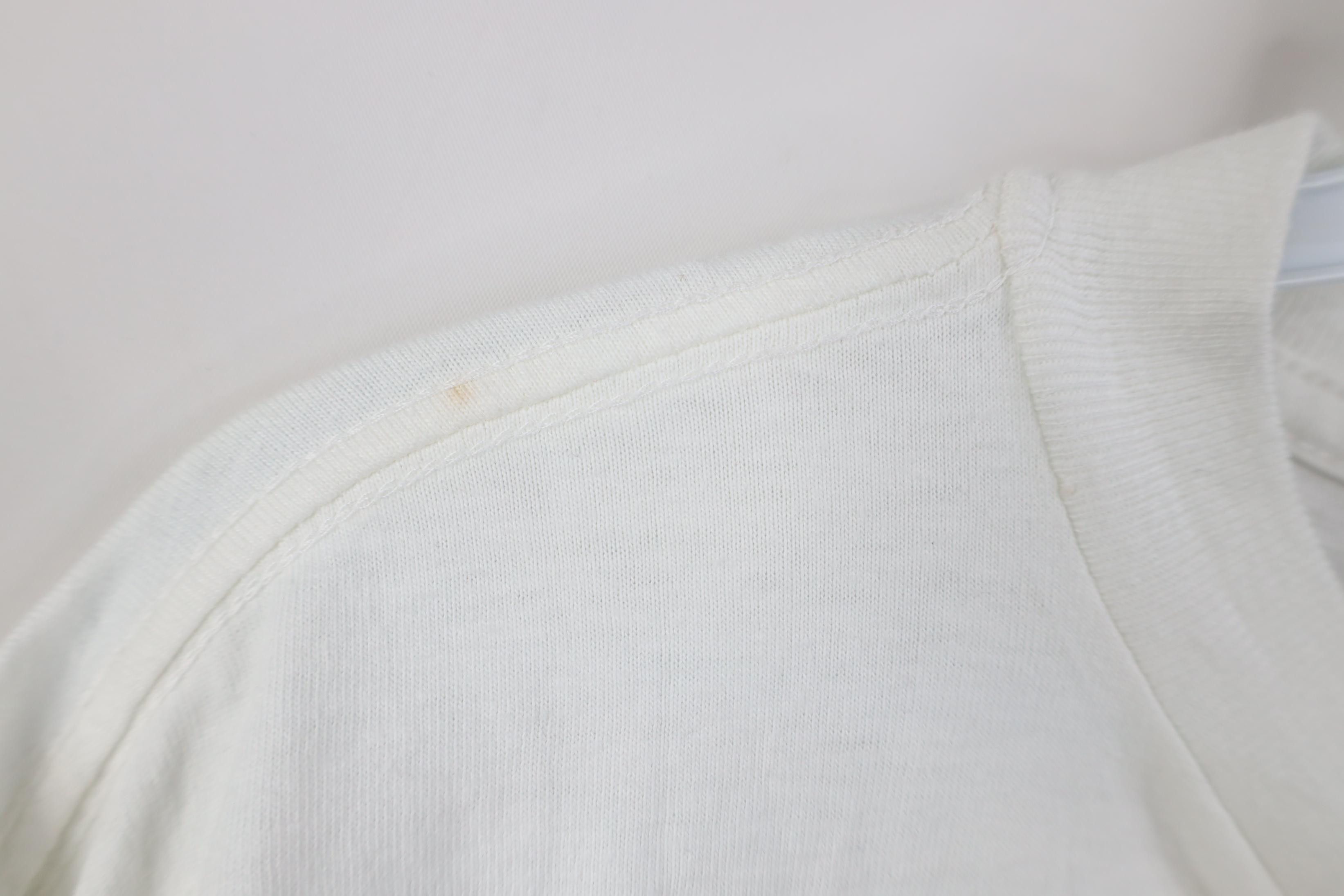Vintage Vintage 90s Streetwear Gear Skull Skeleton T-Shirt White Size US L / EU 52-54 / 3 - 6 Thumbnail