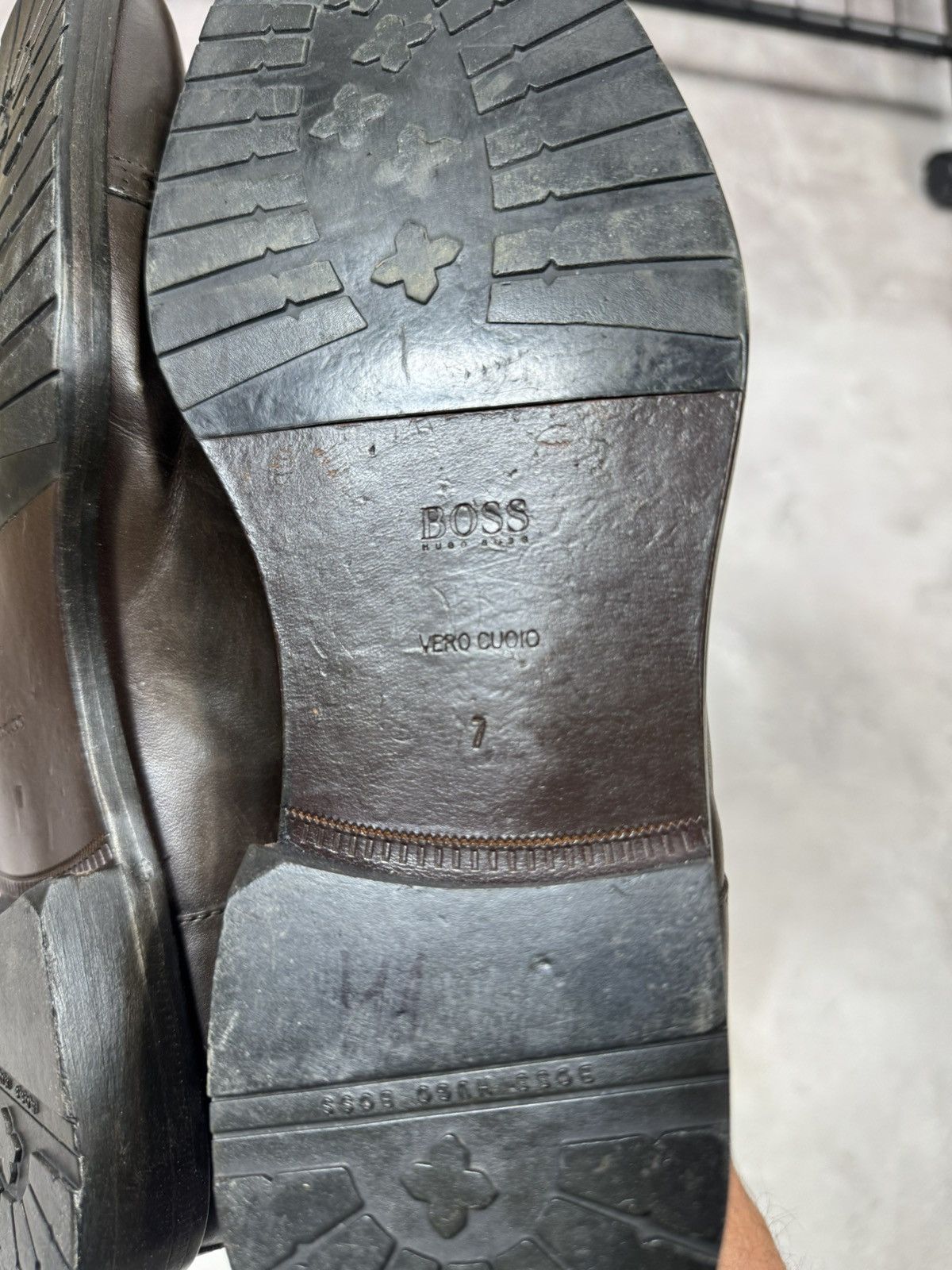 Hugo Boss Vintage Hugo Boss Brown Leather Shoes Size US 7 / EU 40 - 15 Thumbnail