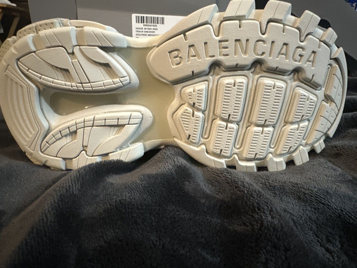 image of Balenciaga White Runners Shoes, Women's (Size 4)