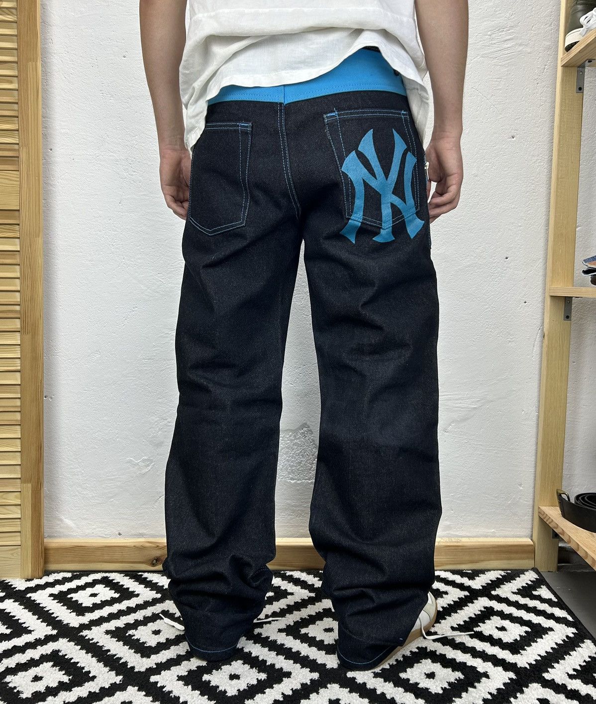 Vintage New York Yankees Jeans custom size 34 Size US 34 / EU 50 - 1 Thumbnail