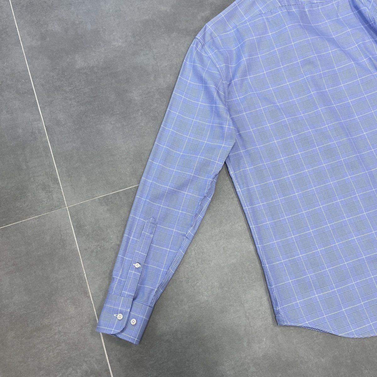 Suitsupply Suitsupply Traveller Slim Fit Button Shirt Size 40/15 Size US L / EU 52-54 / 3 - 18 Thumbnail