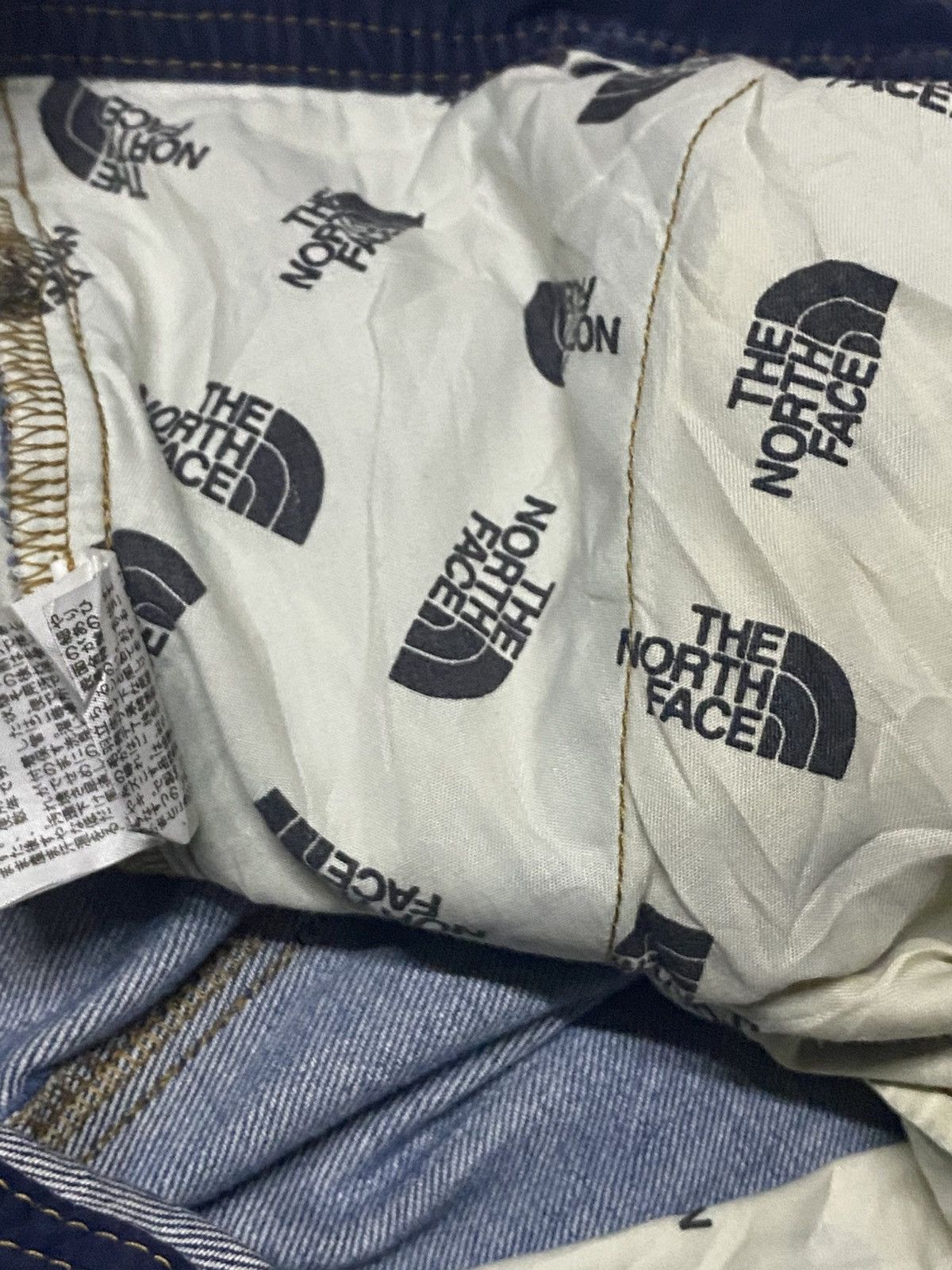 The North Face Vintage The North Face Distressed Slim Fit Jeans Size US 33 - 17 Thumbnail
