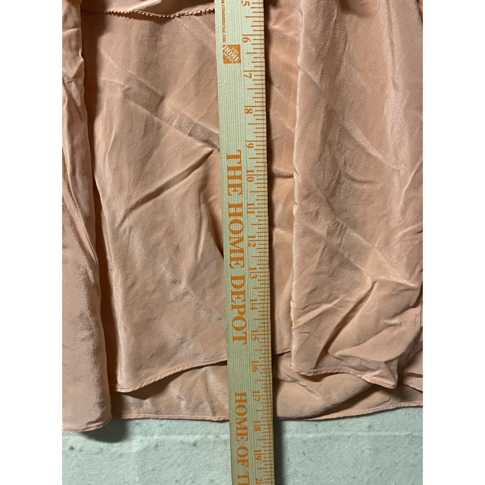 Diane von Furstenberg Diane von Furstenberg Silk Blouse Short Sleeve Button Front Women Medium Salmon Blouse Designer Regular Fit Size M / US 6-8 / IT 42-44 - 4 Thumbnail