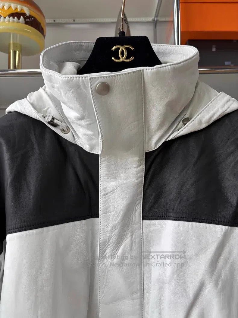 Loewe Loewe Panda black and white color block sheepskin windbrea Size US S / EU 44-46 / 1 - 3 Thumbnail