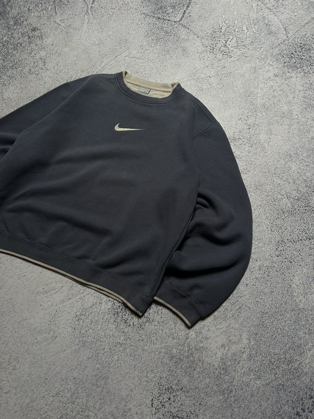 Nike Vintage Nike Big Logo Sweatshirt Mens Size M Gray Size US M / EU 48-50 / 2 - 3 Thumbnail