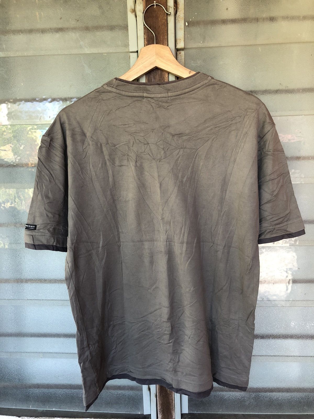Burberry Burberry Photo Shirt Tee Size US M / EU 48-50 / 2 - 5 Thumbnail