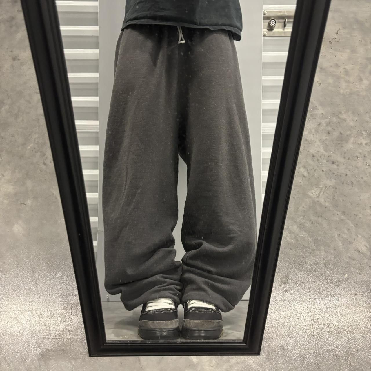 Japanese Brand × Vintage Crazy Vintage Y2K/2000s Baggy Dark Grey Skater Essential Sweatpants! Size US 32 / EU 48 - 1 Thumbnail