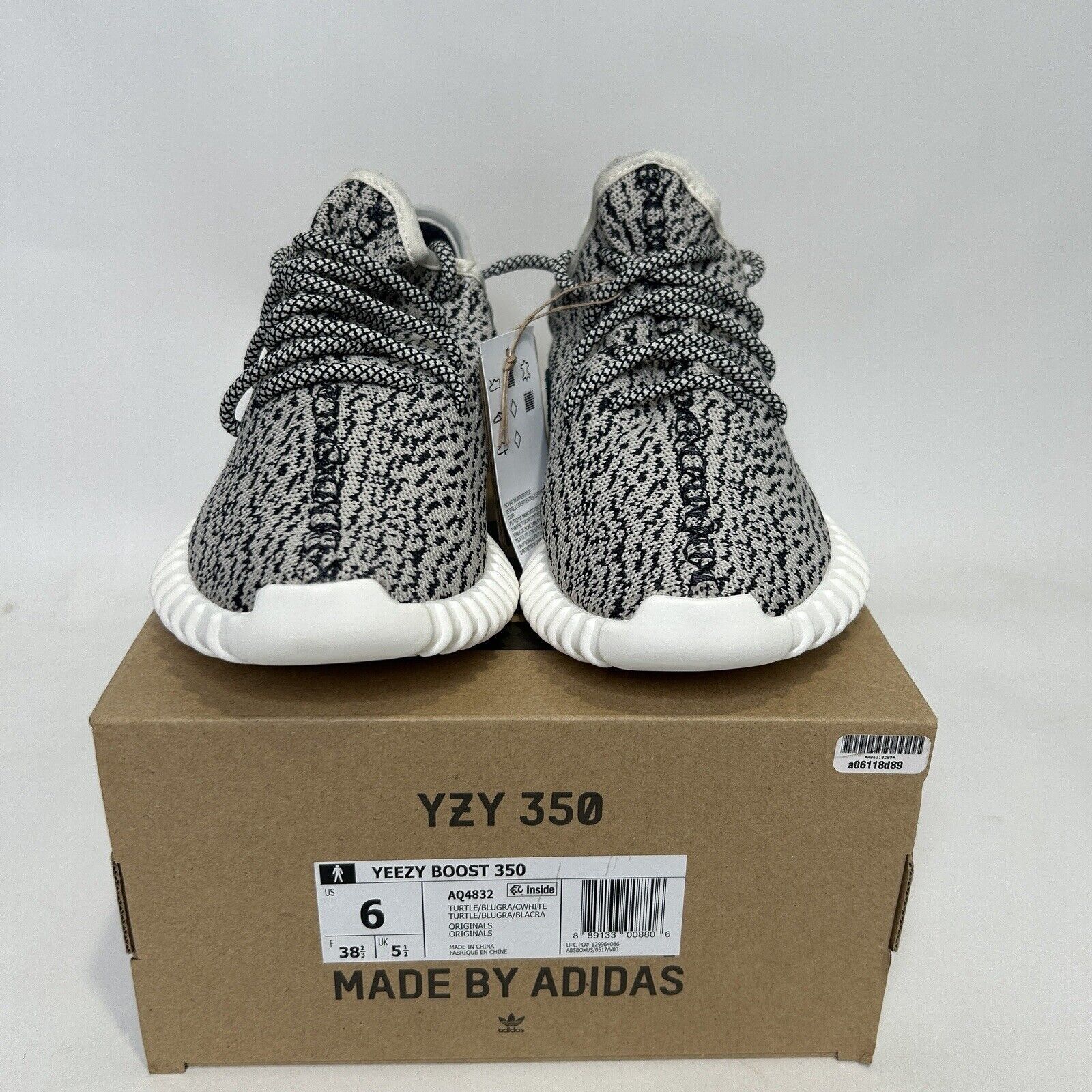 Adidas adidas Yeezy Boost 350 “Turtle Dove” 2024 Size US 7.5 / IT 37.5 - 2 Thumbnail