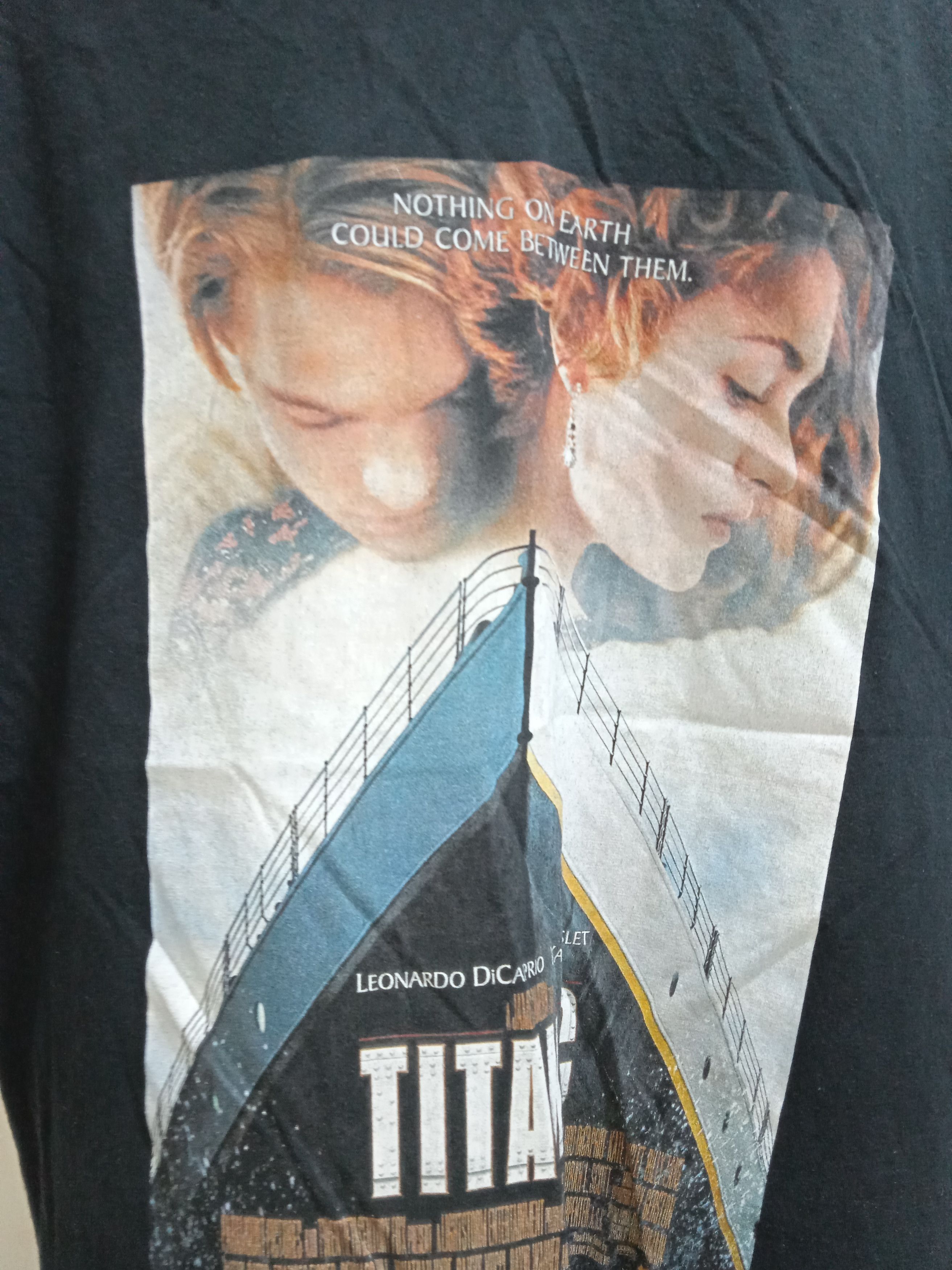Vintage Vintage 90s Titanic Leonardo DiCaprio Bootleg T Shirt Size US XS / EU 42 / 0 - 4 Thumbnail