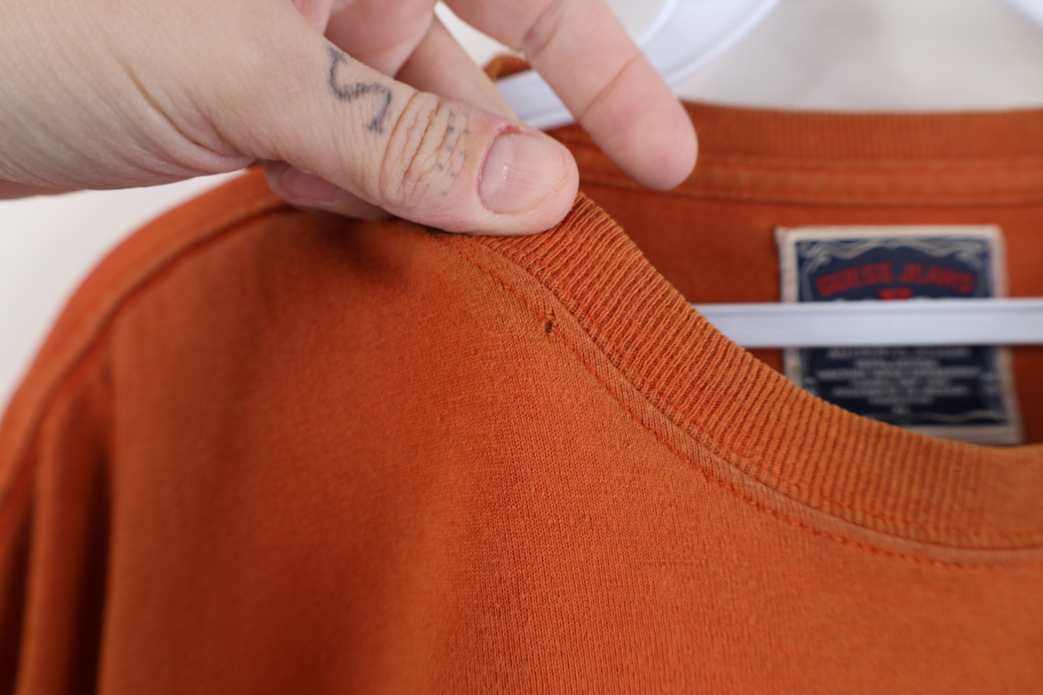 Guess Vintage 90s Y2K Guess Spell Out Short Sleeve T-Shirt Orange Size US XL / EU 56 / 4 - 6 Thumbnail