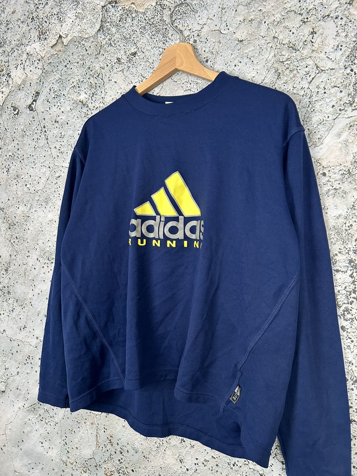 Adidas Vintage Adidas Running Longsleeve Logo Graphic Tee Rare Size US M / EU 48-50 / 2 - 2 Thumbnail
