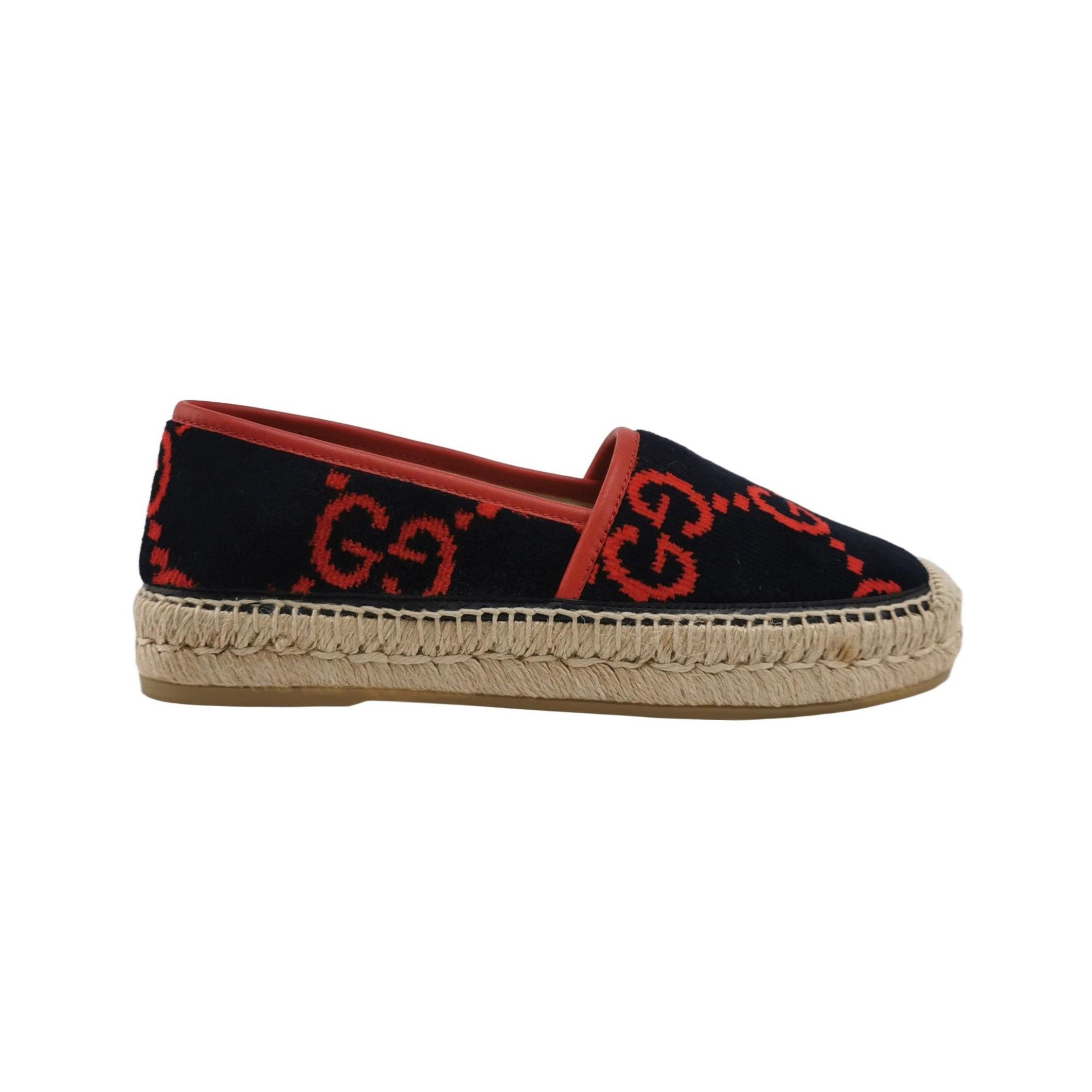 Gucci Gucci Women 5-5 Flats Size US 5.5 / IT 35.5 - 1 Thumbnail