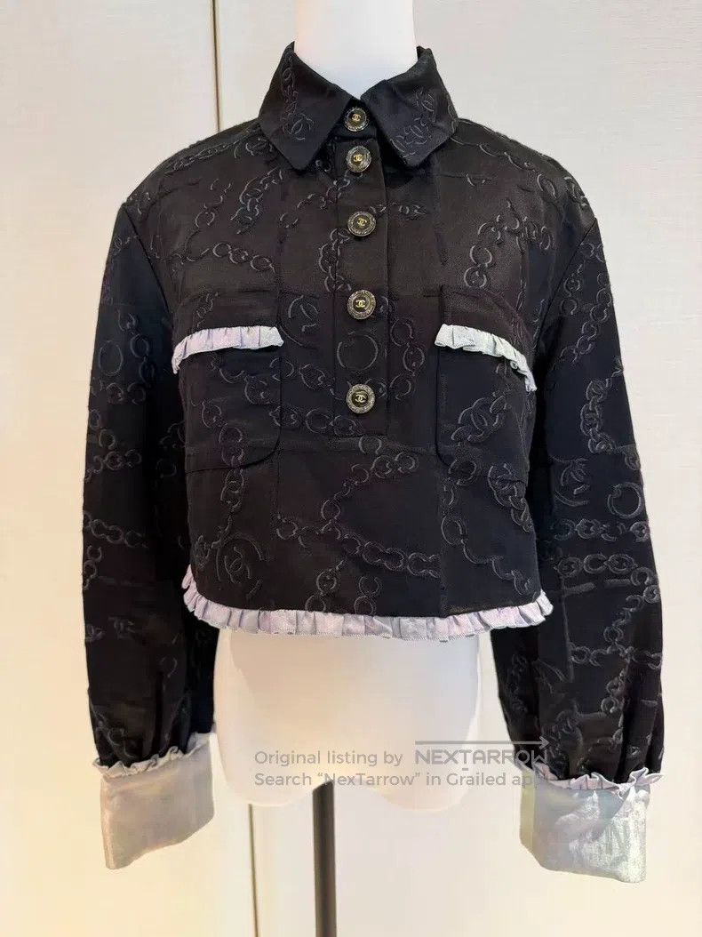 Chanel Chanel 22s show black embossed silk rolled edge two-pocket Size XS / US 0-2 / IT 36-38 - 1 Thumbnail