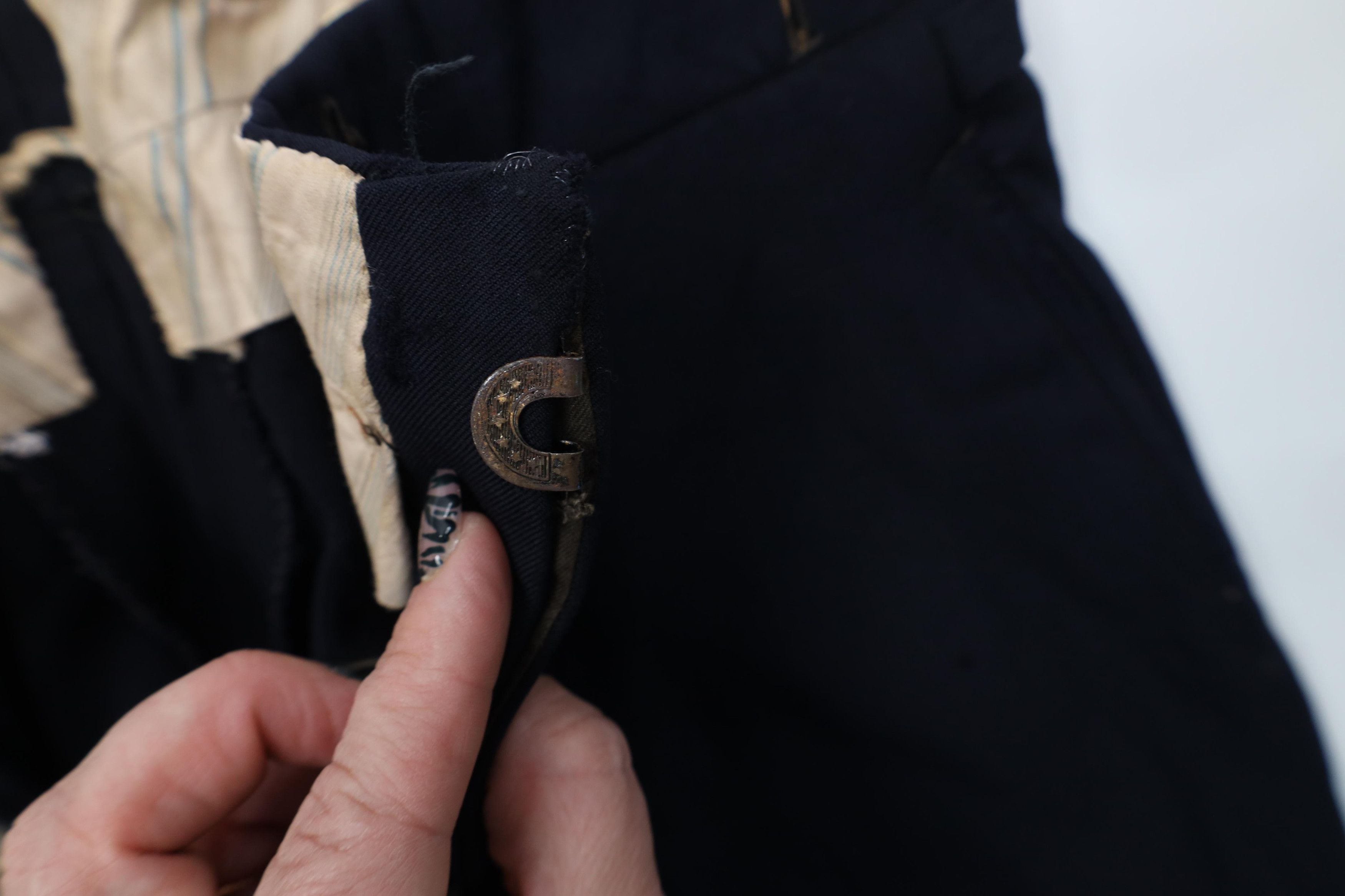 Vintage Vintage Early 1900s Button Fly Wool Gabardine Buckle Pants Size US 30 / EU 46 - 10 Thumbnail