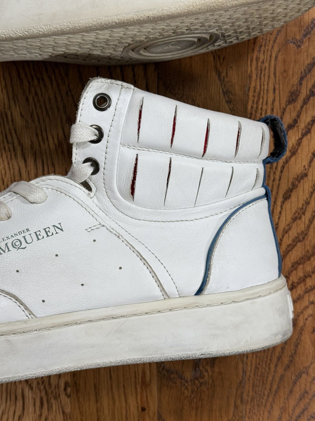 Alexander McQueen × Puma Alexander McQueen x Puma High Top Sneakers White Leather Size US 11 / EU 44 - 5 Thumbnail