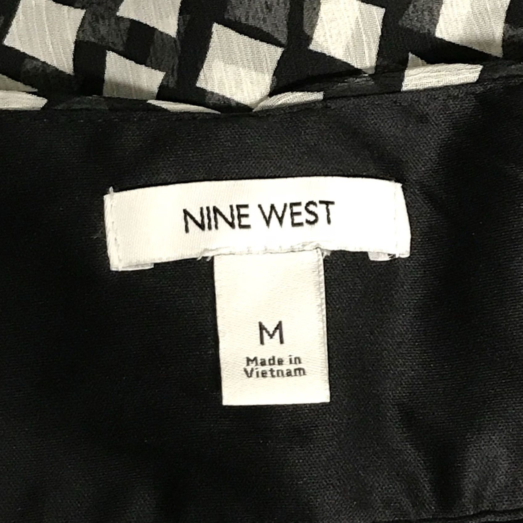 Nine West Nine West Women Mini Skirt M High Rise Diagonal Squares Black/White Ruffle Zipper Casual City Mod Vintage: No Size 32" / US 10 / IT 46 - 3 Thumbnail