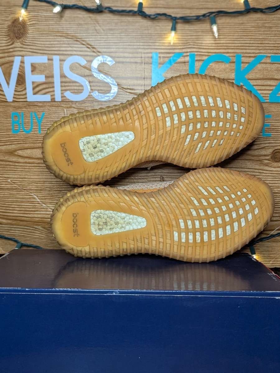 Yeezy Yeezy 350 V2 Clay Size US 10.5 / EU 43-44 - 7 Thumbnail