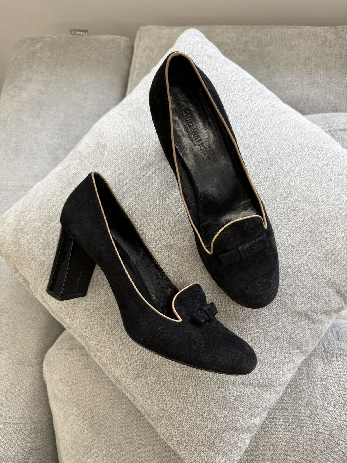 Louis Vuitton Louis Vuitton Pump Suede Uniform Shoes Size 40 Size US 10 / IT 40 - 1 Thumbnail