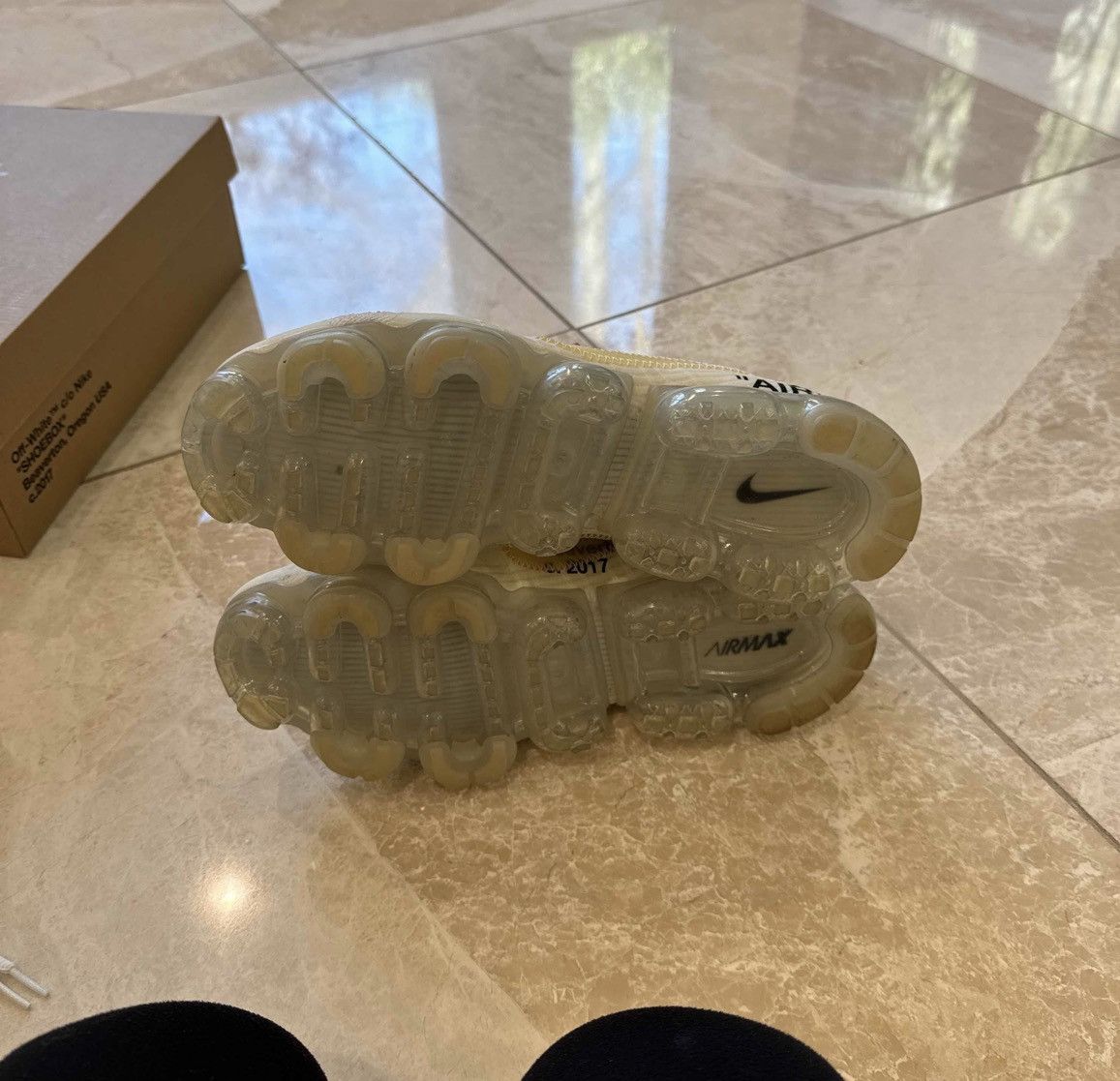 Nike × Off-White Off White x Nike Air VaporMax 'Part 2' Size US 11.5 / EU 44-45 - 5 Thumbnail