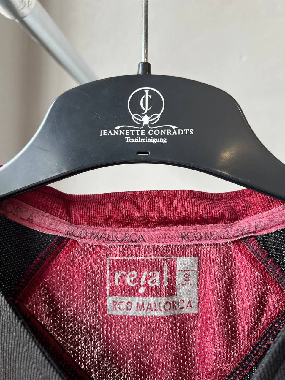 Vintage 2007/08 MALLORCA #7 VARELA THIRD SOCCER JERSEY FOOTBALL SHIR Size US S / EU 44-46 / 1 - 6 Thumbnail