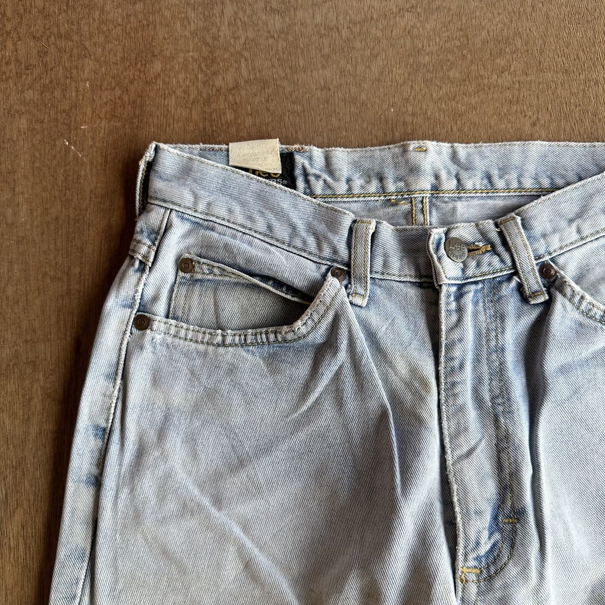 Lee VINTAGE LEE RIDERS JEANS LIGHTWASH DISTRESSED DENIM PANTS Size US 28 / EU 44 - 3 Thumbnail