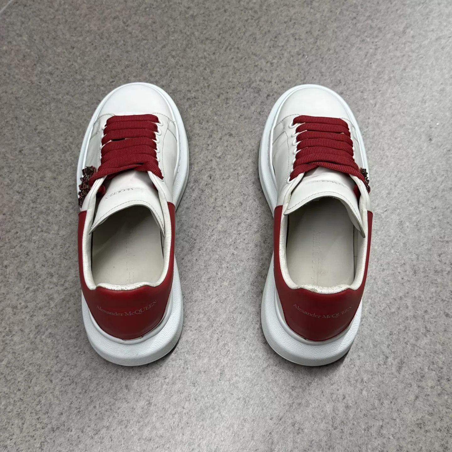 Alexander McQueen McQ White Red Crystal VIP 40 Light Use Excellent Size US 7 / EU 40 - 8 Thumbnail